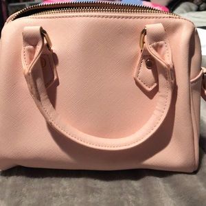 ⭐️SALE⭐️ Crossbody bag